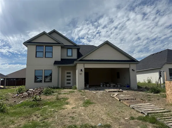 205 Comfort Dr, Godley, TX 76044