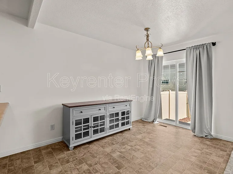 1901 W 1020 N — Photo 17
