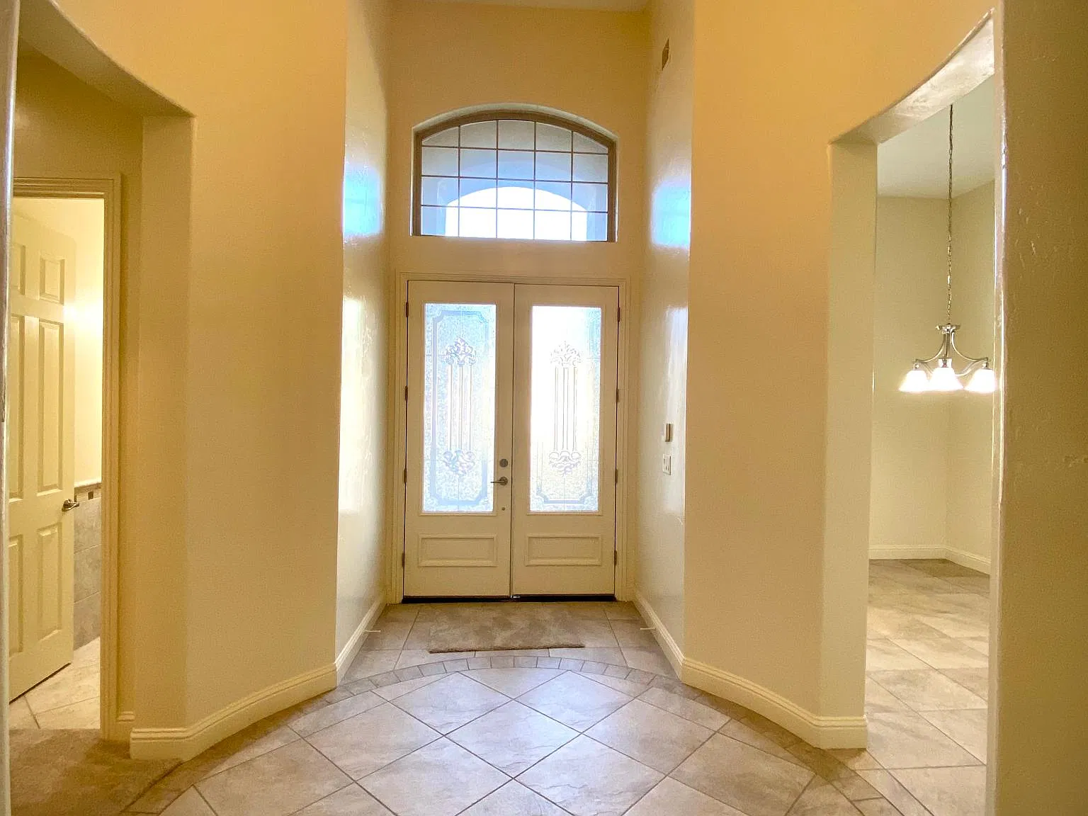 4 bed, 3526 sqft, $3,500 — Photo 4