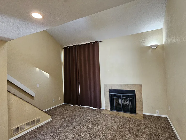 17111 E Ford Dr — Photo 11