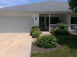 6883 Cottage Cir, North Ridgeville, OH 44039