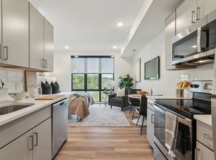 4435 Ridge Ave #D421, Philadelphia, PA 19129