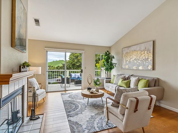 4th image of 7833 Prestwick Cir