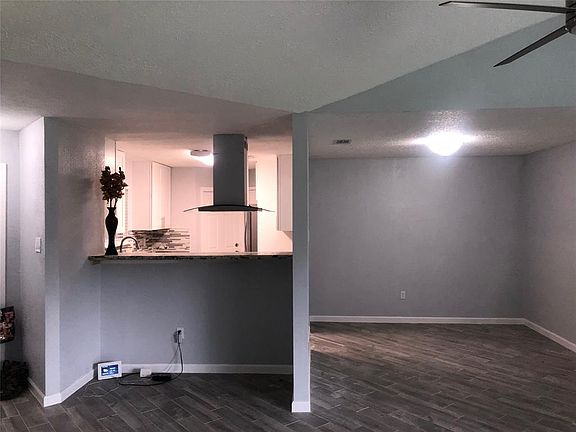 4th image of 2630 Indian Trail Dr