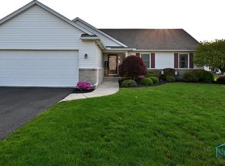 5949 Sarah Lake Dr, Sylvania, OH
