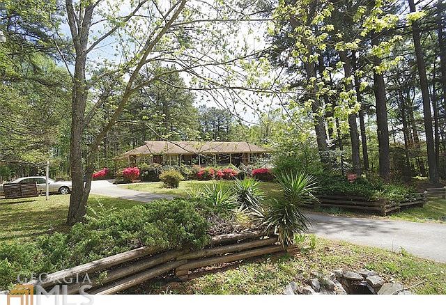 1st image of 2760 Glad Dale Dr SE