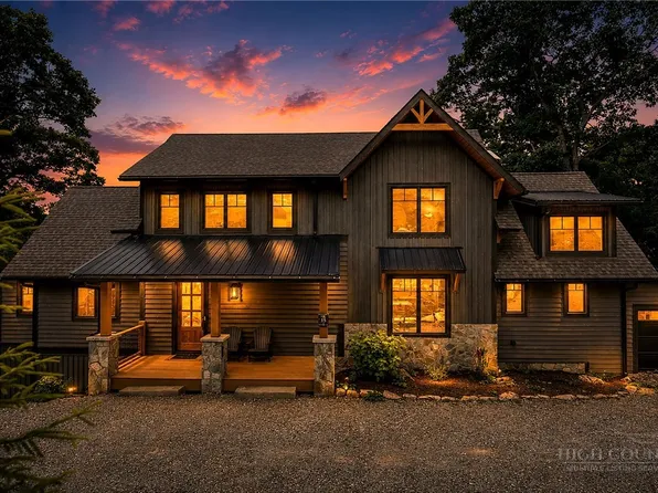 200 Red Sky Parkway, Banner Elk, NC 28604