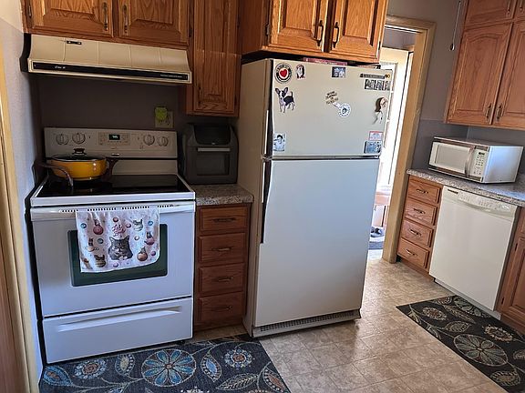 5th image of 1409 Bryant Ave