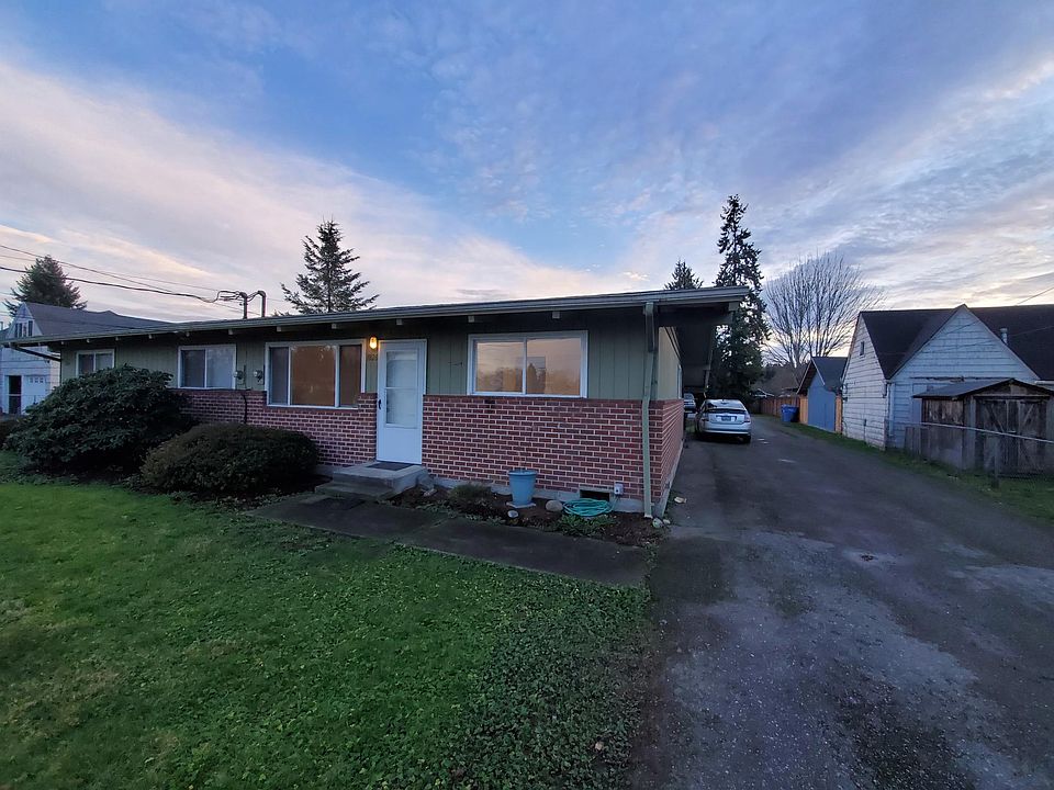 Front of Duplex (shared driveway)