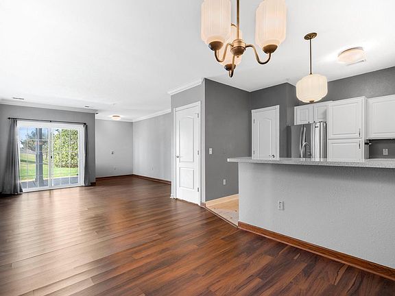 5th image of 2720 Northview ROAD #33