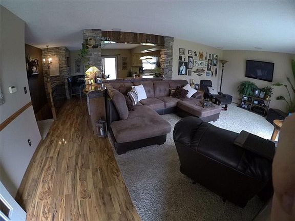 3rd image of 518 Fenway Dr