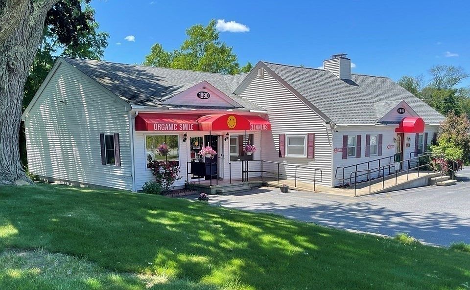 1890 Lakeview Ave, Dracut, MA 01826 MLS 72923821 Zillow