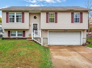 1725 Little Brennan Rd, High Ridge, MO 63049