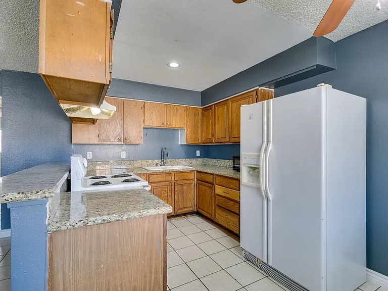 1641 N Lamont St #C — Photo 21