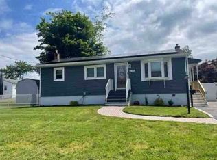 134 5th St, Middlesex, NJ 08846