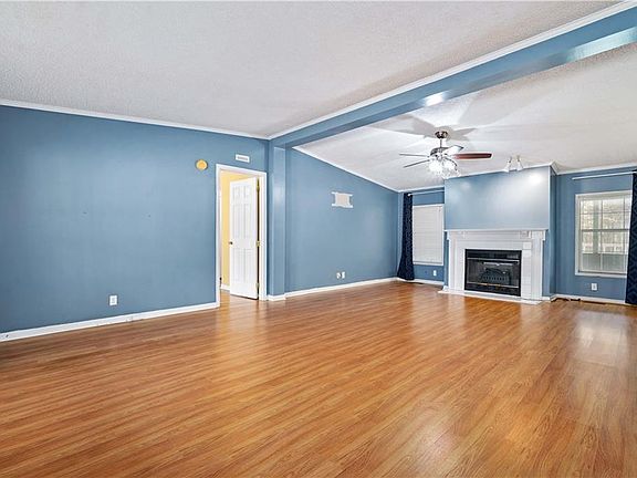 4th image of 7868 Pineneedle Ln
