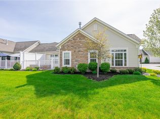 365 Maryview Dr, Webster, NY 14580
