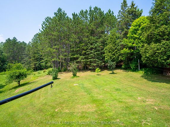 4th image of 1031 James Rd