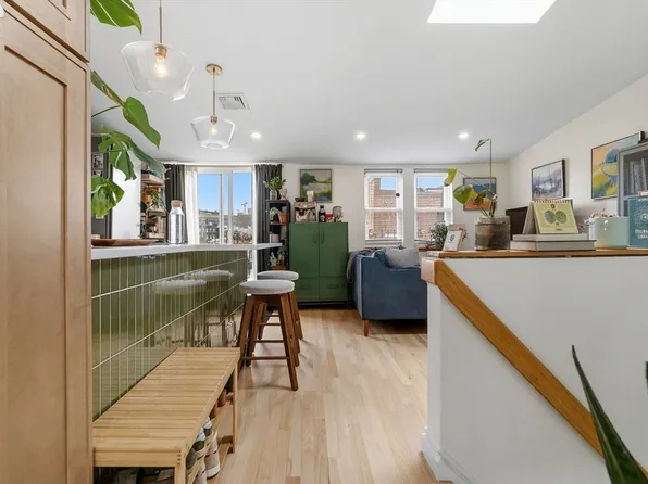 16 Symphony Rd, Boston, MA