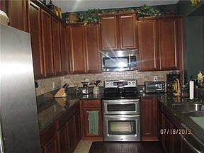 3rd image of 803 Featherstone Ln