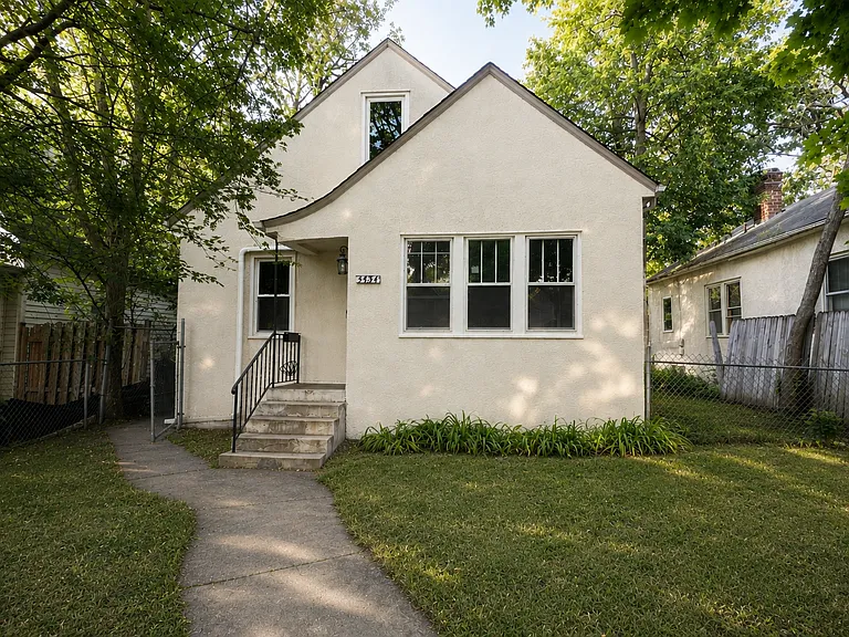 3434 Thomas Ave N — Photo 1