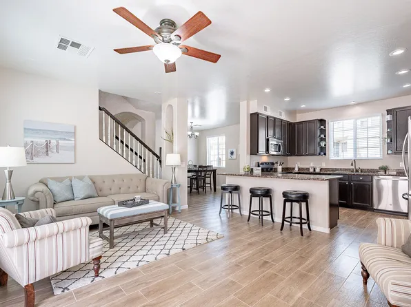 445 W Mountain Sage Dr, Phoenix, AZ 85045