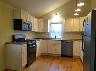 190 Short Beach Rd, Branford, CT 06405