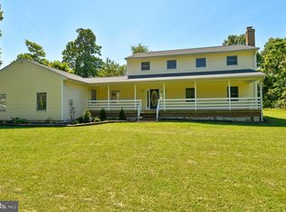 940 Summit Point Dr, Front Royal, VA 22630