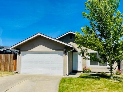 584 Clearview Way, Eagle Pt, OR, 97524
