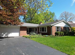 819 Coolidge Pl, Rockford, IL 61107