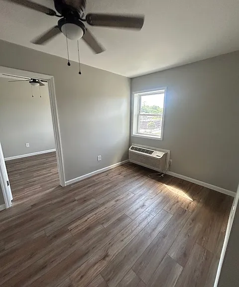 1528 Lynn Garden Dr #5 — Photo 10