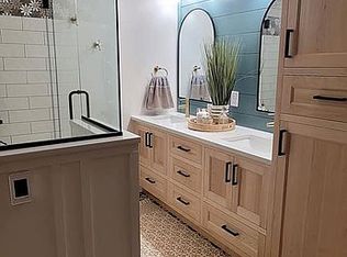 21513 County Road 8, Bristol, IN 46507