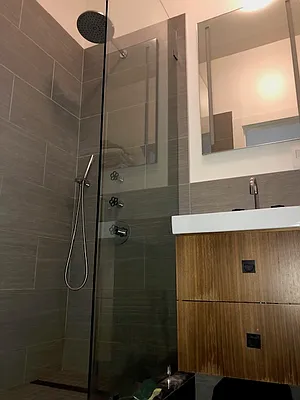 Sold by Compass | media 25