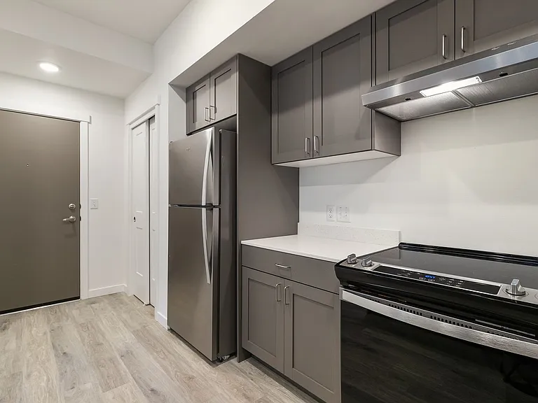 City Gate Apartments — Photo 111