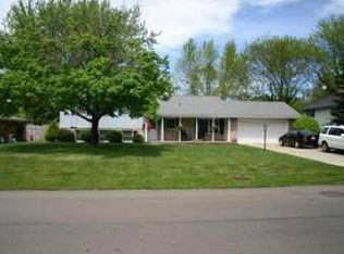 1561 Old Hickory Ln, Saint Joseph, MI 49085