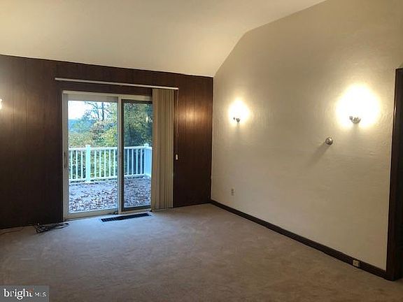2nd image of 501 N Ridge Rd