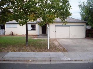 271 E Churchill St, Stockton, CA 95204