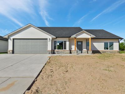 621 S Sweetwater Rd, Maize, KS, 67101