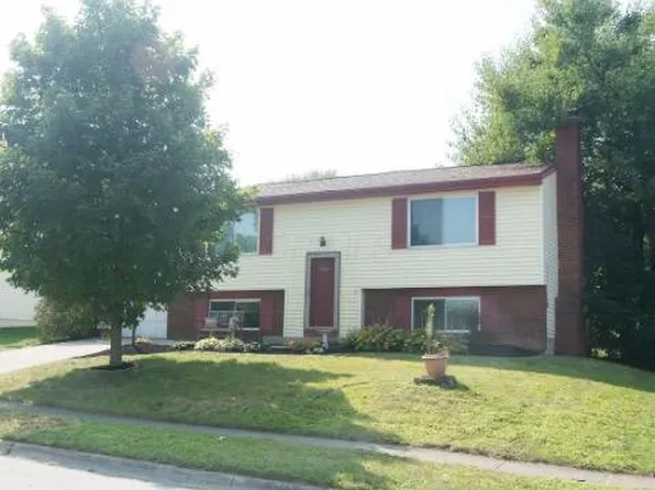 2465 Red Rock Blvd, Grove City, OH 43123