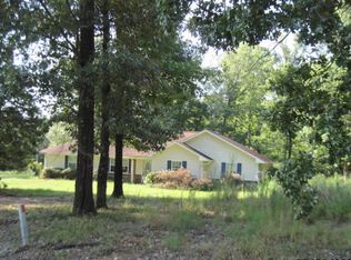 134 Chapel Hill Rd E, Nashville, AR 71852