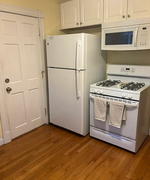 14 Elgin St #2 — Photo 25
