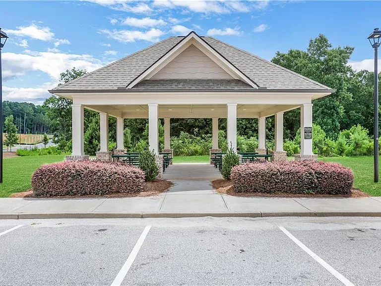 18 Depot Landing Rd — Photo 35