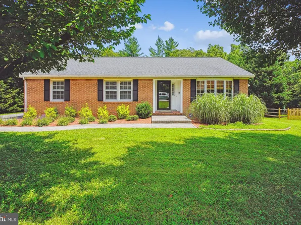 24611 Ridge Rd, Damascus, MD 20872