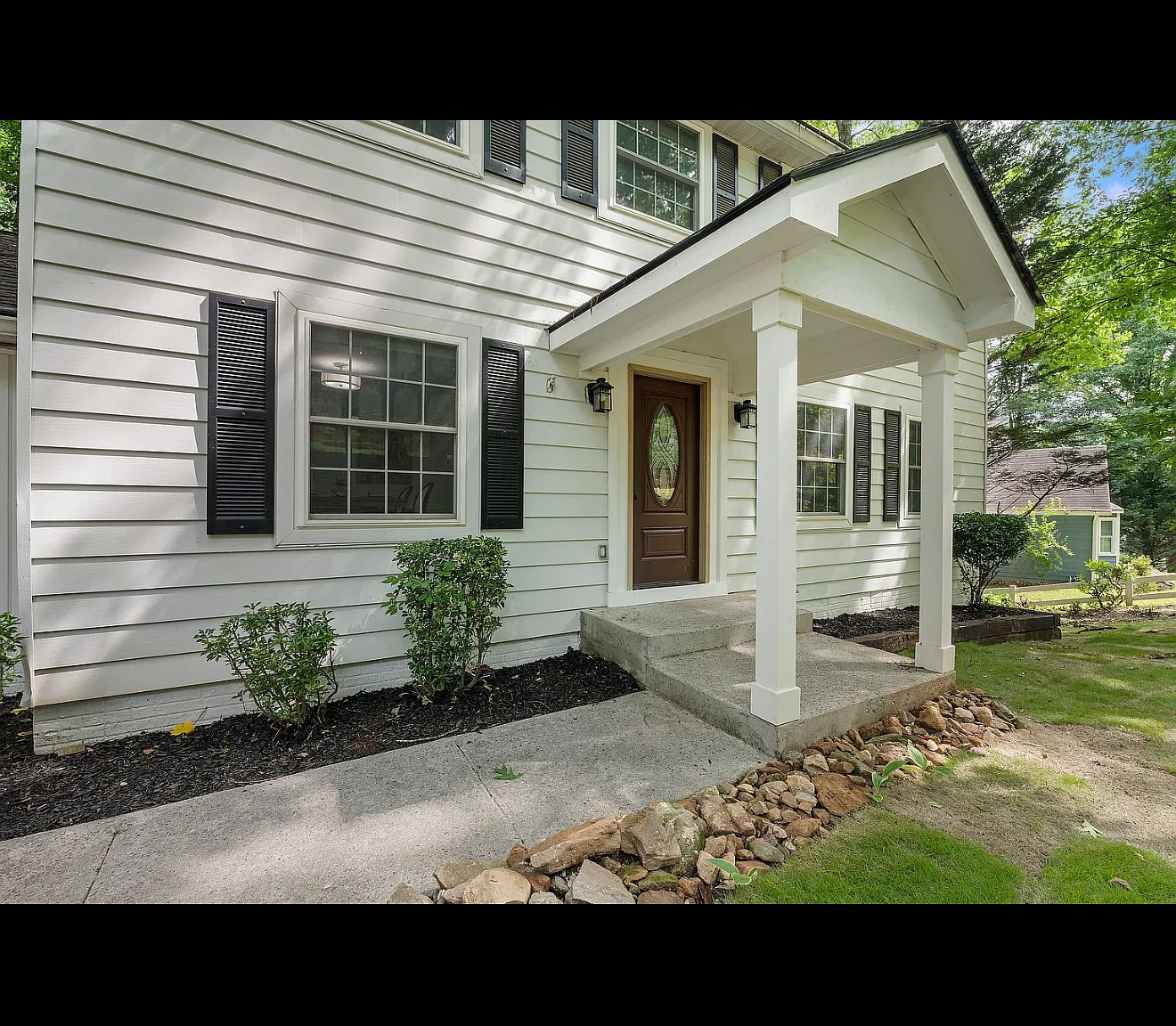 1700 Ellenwood Dr NE — Photo 2