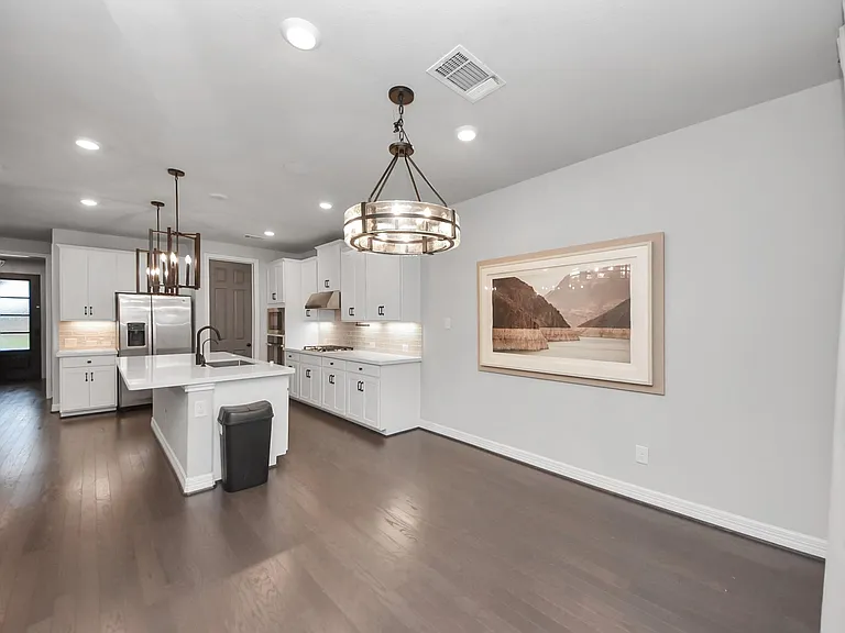 108 Summer Pool Ct — Photo 15