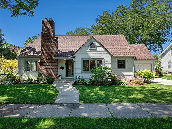 4th image of this home