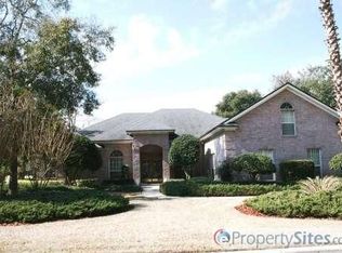 830 Chicopit Ln, Jacksonville, FL 32225