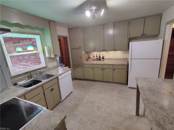 107 Druid Dr, Williamsburg, VA 23185