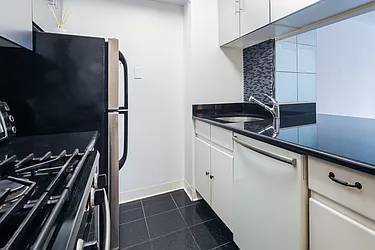 Rented by Samuel Realty Group LLC