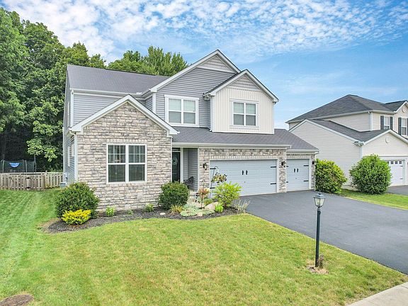 2nd image of 238 Glen Crossing Dr